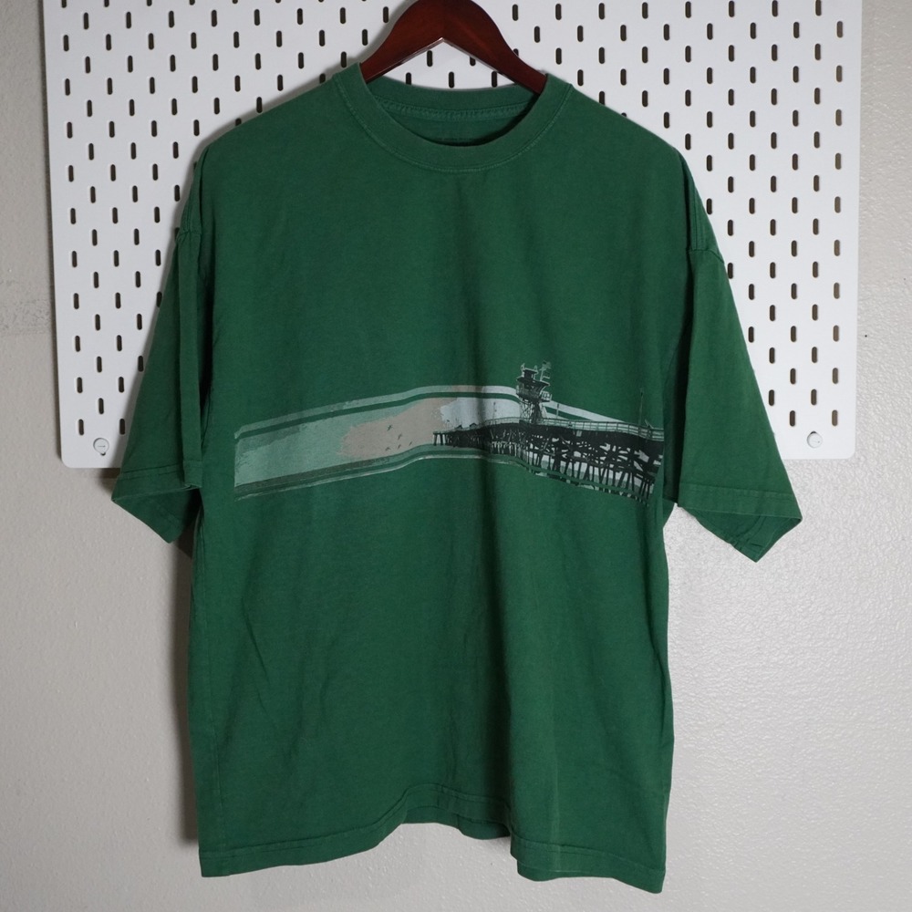 Heavyweight‎ Collections Pier Graphic T Shirt Green Short Sleeve Adult Medium